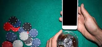 Proses verifikasi akun dengan unggah dokumen identitas